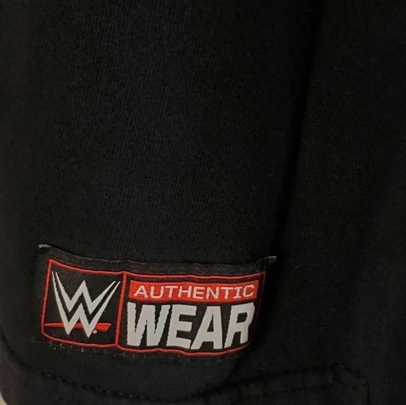 WWE Authentic Wear AJ Styles "The House That AJ Built" T-Shirt Size Medium‎ - Picture 4 of 7